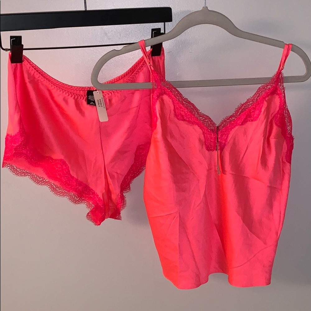 NWT Victoria‘s secret PJ Set